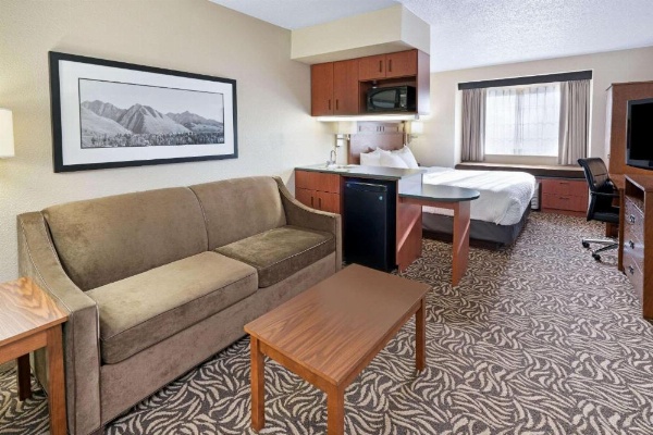 La Quinta Inn & Suites by Wyndham Missoula image 29